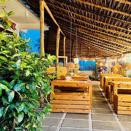 Hotel Rominrich à Hikkaduwa Extérieur photo