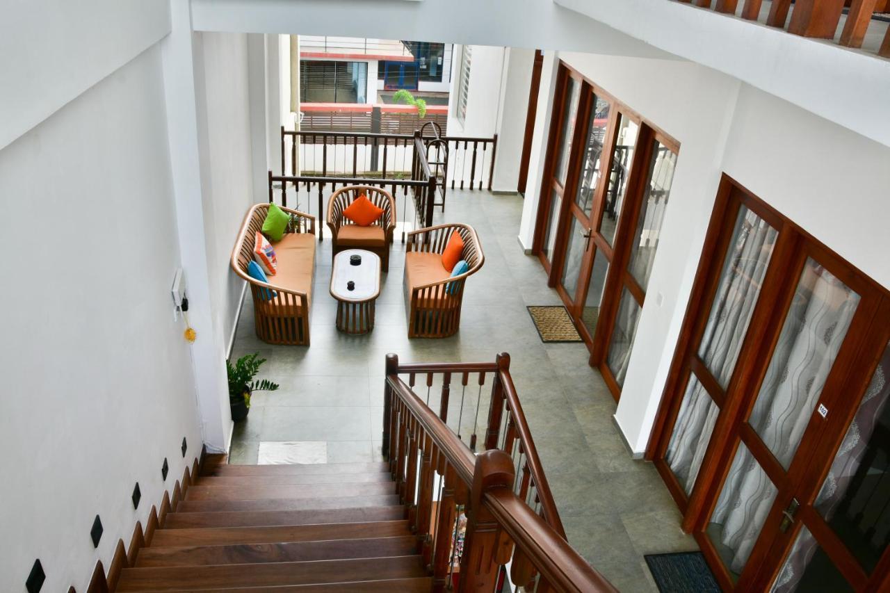 Hotel Rominrich à Hikkaduwa Extérieur photo